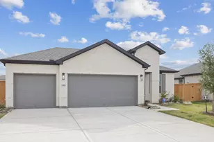 1006 S Oakhurst Dr, Dayton, TX 77535 - Photo 2