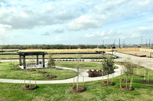 2025 Millbridge Spring Ln, Houston, TX 77051 - Photo 20