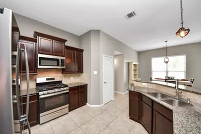 104 Dorothy Drive, Dayton, TX 77535 - Photo 6