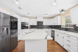 301 Kimswick Ct, Deer Park, TX 77536 - Photo 18