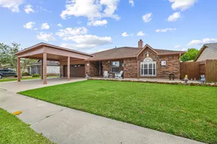 301 Kimswick Ct, Deer Park, TX 77536 - Photo 4
