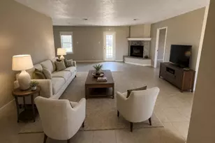 1011 Oak Dr, Liberty, TX 77575 - Photo 4