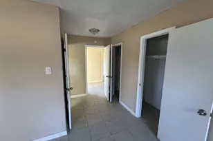 1011 Oak Dr, Liberty, TX 77575 - Photo 4