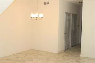 12625 Memorial Dr, Houston, TX 77024 - Photo 14