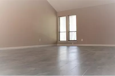 12625 Memorial Drive #127, Houston, TX 77024 - Photo 18