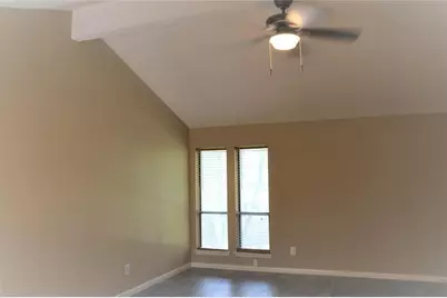 12625 Memorial Drive #127, Houston, TX 77024 - Photo 16