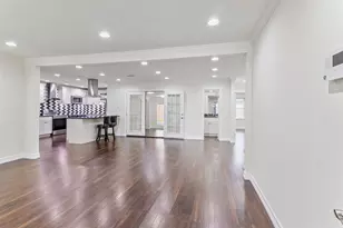 1918 Crestdale Dr, Houston, TX 77080 - Photo 4