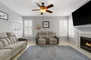4811 Red Lantern Dr, Friendswood, TX 77546 - Photo 10