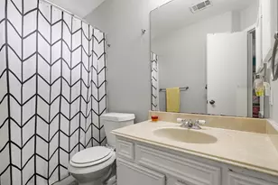 4811 Red Lantern Dr, Friendswood, TX 77546 - Photo 28