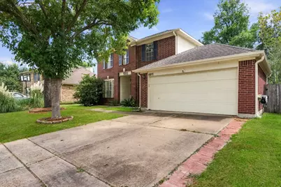 4811 Red Lantern Drive, Friendswood, TX 77546 - Photo 2