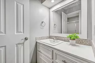 1219 Merriewood Dr, Friendswood, TX 77546 - Photo 22