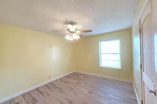 2207 Gontier Dr, Bay City, TX 77414 - Photo 6