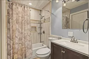 12802 Enchanted Path Dr, Houston, TX 77044 - Photo 24