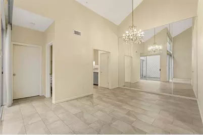 10125 Valley Forge Drive, Houston, TX 77042 - Photo 8