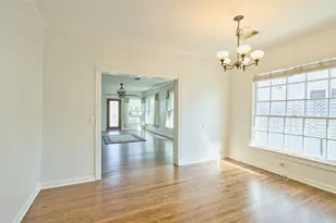 1111 Rutland St, Houston, TX 77008 - Photo 14
