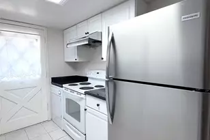 12633 Memorial Dr, Houston, TX 77024 - Photo 8