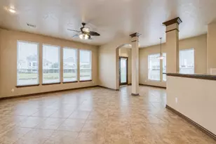 14215 Jaubert Ct, Sugar Land, TX 77498 - Photo 4