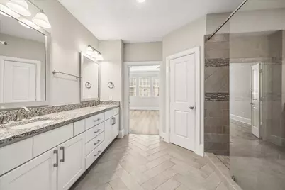8318 Ginger Oak Street, Houston, TX 77055 - Photo 10