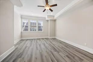 8318 Ginger Oak St, Houston, TX 77055 - Photo 14