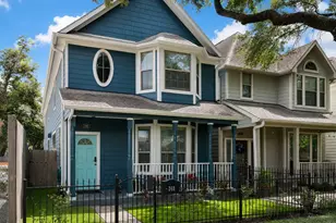 240 W 26th St, Houston, TX 77008 - Photo 1