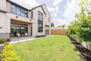 1113 Voight St, Houston, TX 77009 - Photo 42
