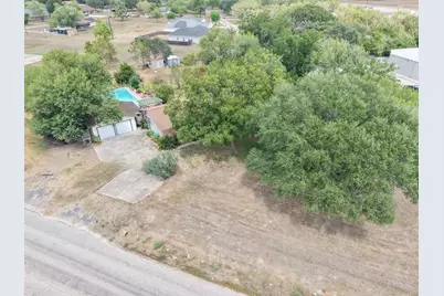 202 Broadmoor Street, Victoria, TX 77904 - Photo 8