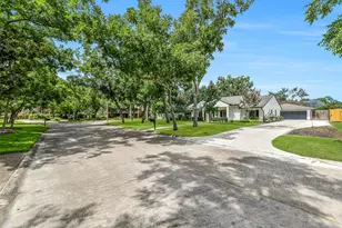 9 Earlham Dr, Friendswood, TX 77546 - Photo 6