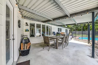 9 Earlham Drive, Friendswood, TX 77546 - Photo 28