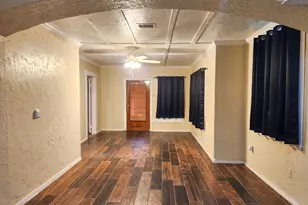2222 Hogg St, Houston, TX 77026 - Photo 10