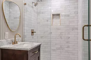 327 Middleton St, Kemah, TX 77518 - Photo 12