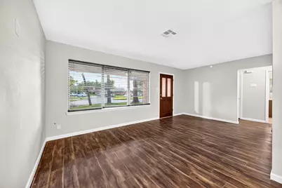 530 Globe Street, Houston, TX 77034 - Photo 14