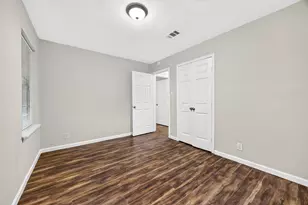 530 Globe St, Houston, TX 77034 - Photo 24