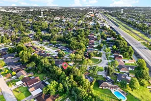 530 Globe St, Houston, TX 77034 - Photo 40