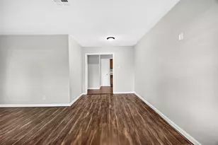 530 Globe St, Houston, TX 77034 - Photo 12