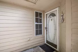20307 Linden Tree Dr, Katy, TX 77449 - Photo 4