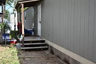 13710 Lookout Ct, Willis, TX 77318 - Photo 6