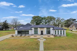 145 Birdie Dr, Hempstead, TX 77445 - Photo 6