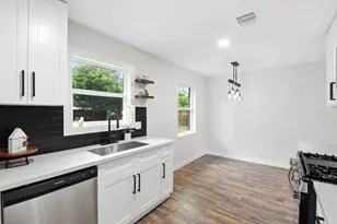 6415 Annunciation St, Houston, TX 77016 - Photo 16