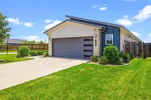 12566 Fleet River Rd, Houston, TX 77047 - Photo 2