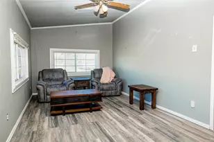 8608 Captain Scott Rd, Brenham, TX 77833 - Photo 22