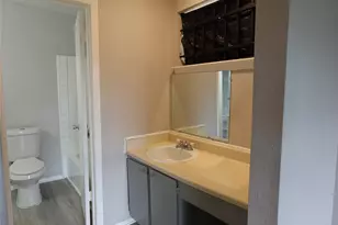 10811 Thorncliff Dr, Humble, TX 77396 - Photo 6