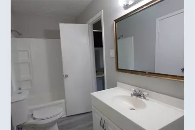 10811 Thorncliff Drive, Humble, TX 77396 - Photo 8
