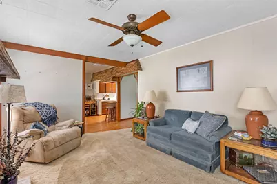 111 S 8th Street, Highlands, TX 77562 - Photo 32