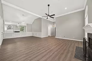 14303 Reissen Ln, Houston, TX 77069 - Photo 8