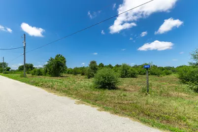 5815 Wild Flower Road, Sealy, TX 77474 - Photo 4