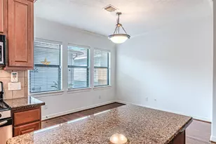 1828 Woodbend Village Ct, Houston, TX 77055 - Photo 20