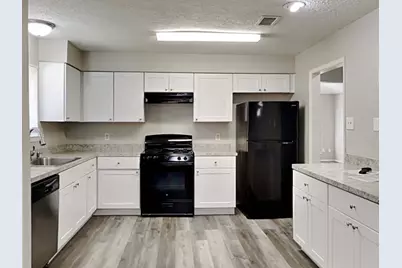 4126 Pocahontas Drive, Baytown, TX 77521 - Photo 8
