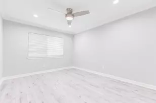 11643 Village Pl Dr, Houston, TX 77077 - Photo 16