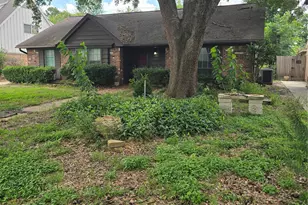4410 Belle Glade Dr, Houston, TX 77018 - Photo 2