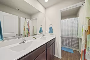 13997 Leigh Lake Ln, Conroe, TX 77384 - Photo 22